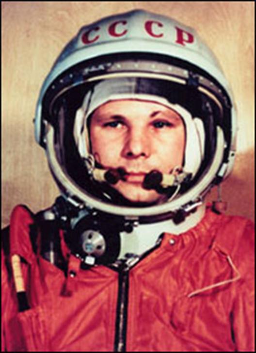 http://newsimg.bbc.co.uk/media/images/44145000/jpg/_44145133_gagarin1.jpg