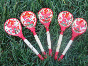 http://muzruk.net/wp-content/uploads/2011/09/%D0%BB%D0%BE%D0%B6%D0%BA%D0%B8-300x225.png