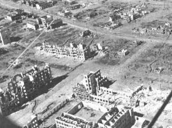 �������������� �����. 17 ���� 1942 ���� � 2 ������� 1943 ����