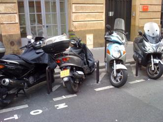 http://ukfrance.files.wordpress.com/2009/10/paris12.jpg?w=497