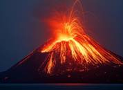 http://www.blog.mamicamea.ro/wp-content/uploads/2012/12/anak-krakatau-2009-rakata-mf2217.jpg