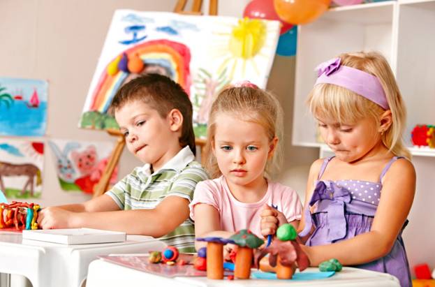 http://theworkingparent.com/wp-content/uploads/2013/08/Fotolia_54179476_Subscription_Monthly_M.jpg