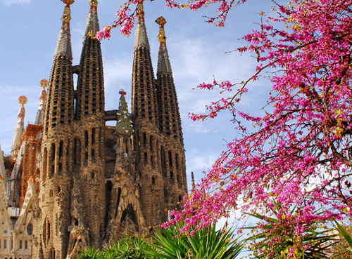 http://ihs.by/files/images/ispaniya/sagrada_familia_barcelona.jpg