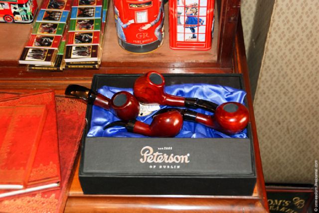 http://relaxic.net/wp-content/uploads/2011/04/sherlock-holmes-33.jpg