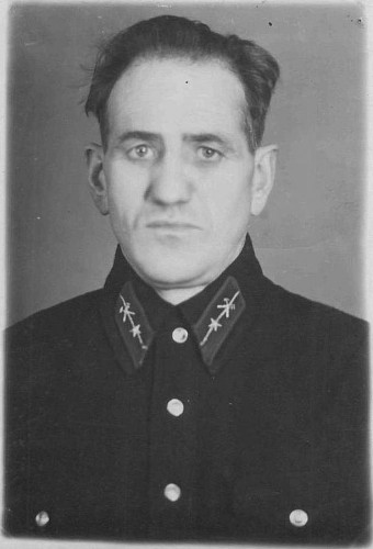 "Нажмите для просмотра в полном размере..." \t