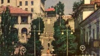 "Таврическая лестница"
